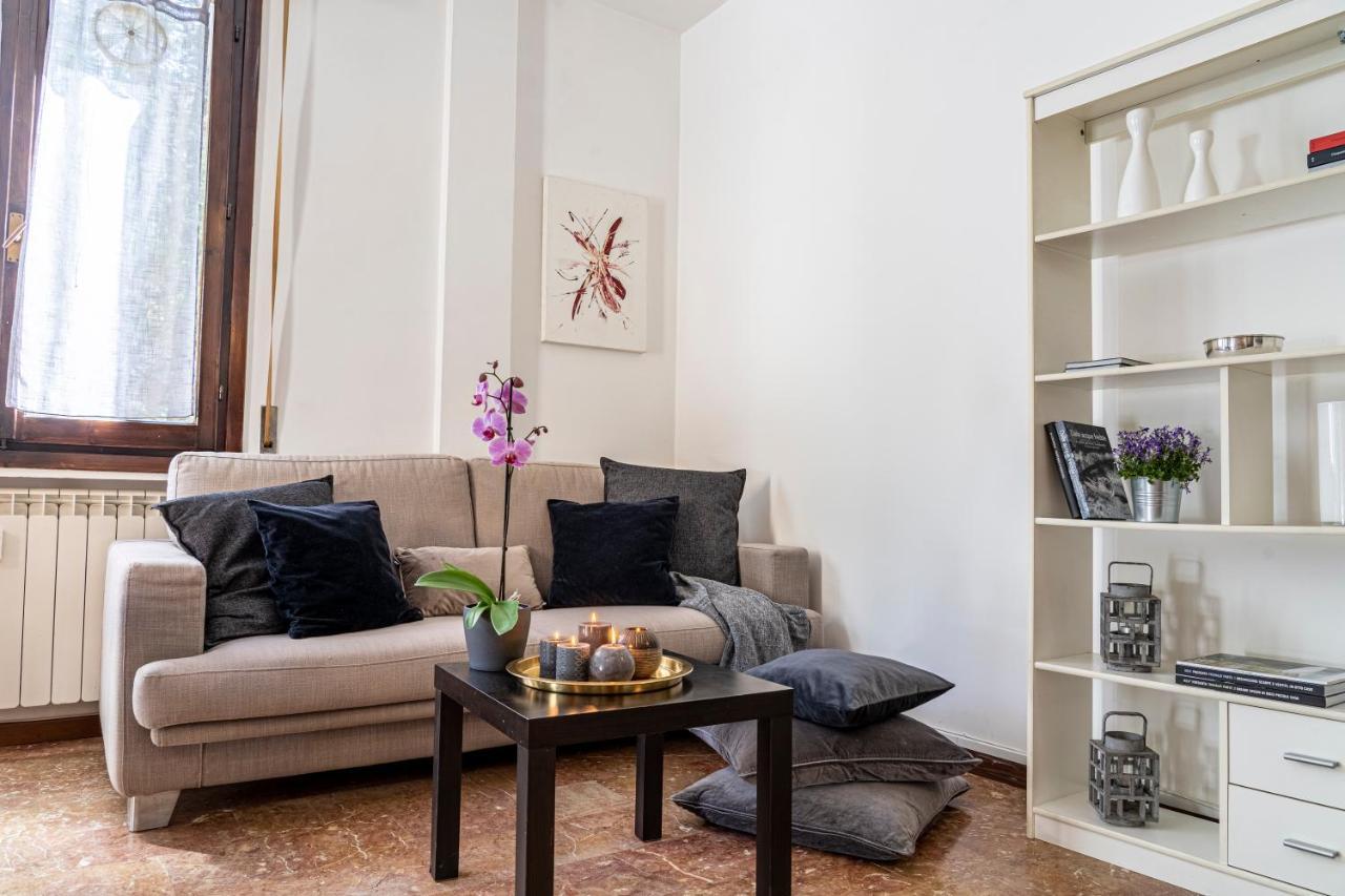 Cozy Roman Apartment With Parking Floransa Dış mekan fotoğraf