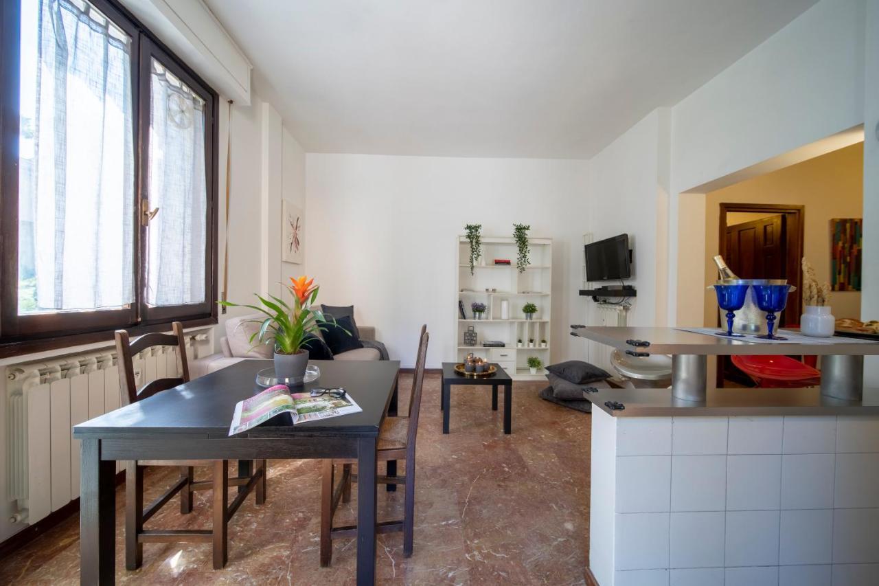 Cozy Roman Apartment With Parking Floransa Dış mekan fotoğraf